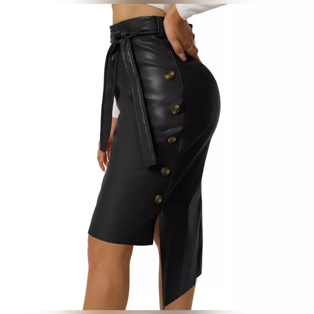 Seta T | High Waist | High Low Raw Hem | Faux Leather Skirt | Size M